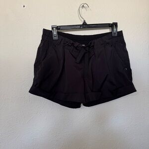 Lululemon Spring Break Away Black Shorts Size 8